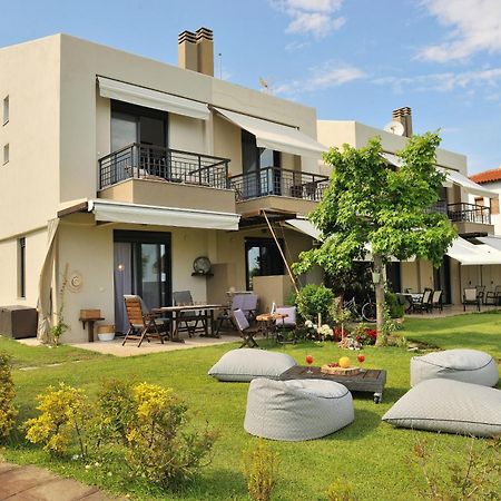 Seathon Seafront Beach Villa In Kalamitsi Εξωτερικό φωτογραφία