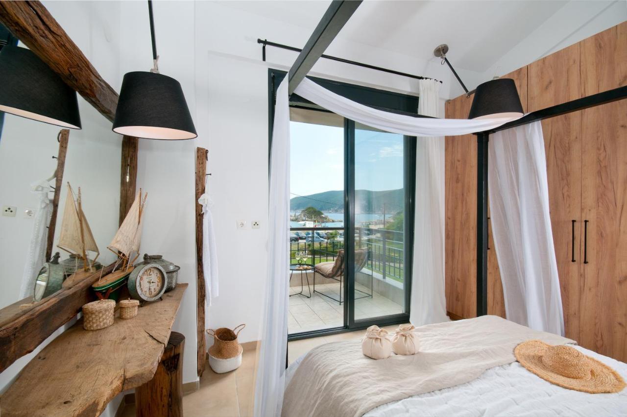 Seathon Seafront Beach Villa In Kalamitsi Εξωτερικό φωτογραφία