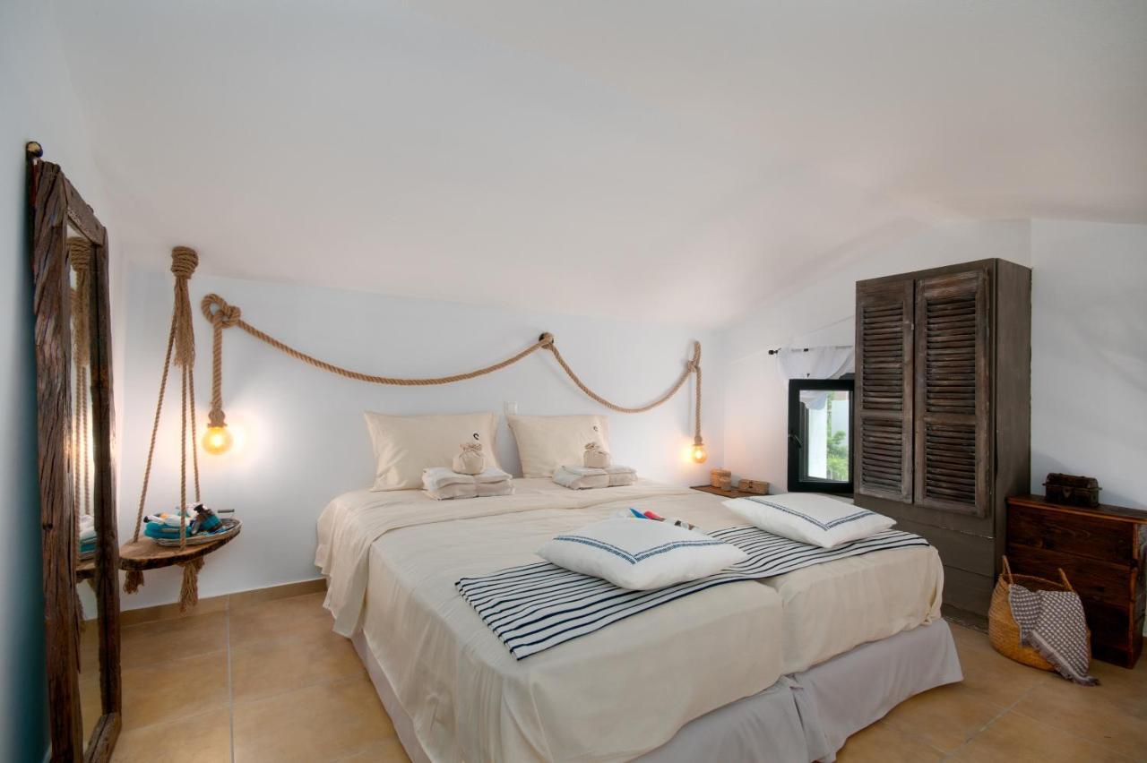 Seathon Seafront Beach Villa In Kalamitsi Εξωτερικό φωτογραφία