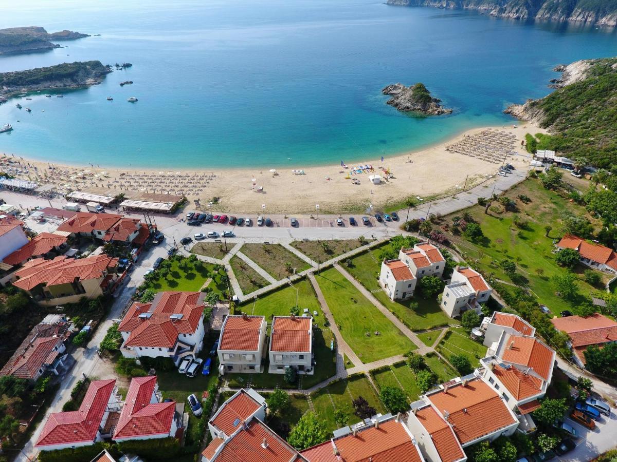 Seathon Seafront Beach Villa In Kalamitsi Εξωτερικό φωτογραφία