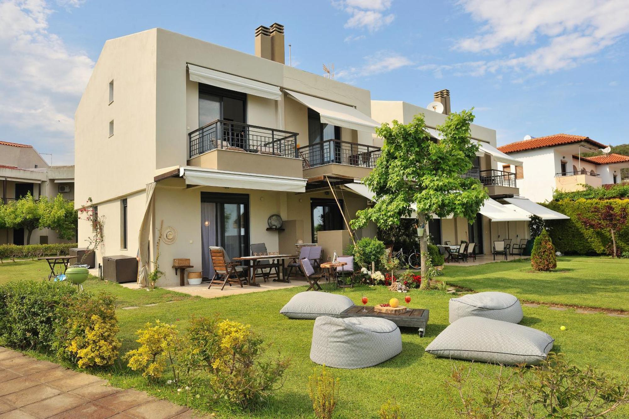 Seathon Seafront Beach Villa In Kalamitsi Εξωτερικό φωτογραφία